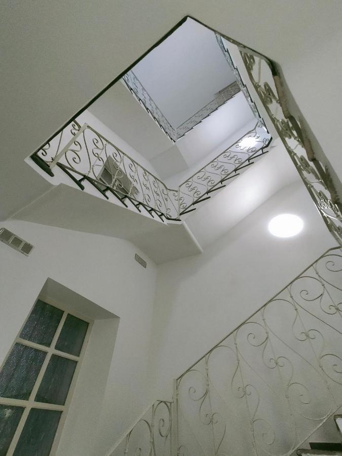 Palazzo Cavour Apartment Trino ภายนอก รูปภาพ